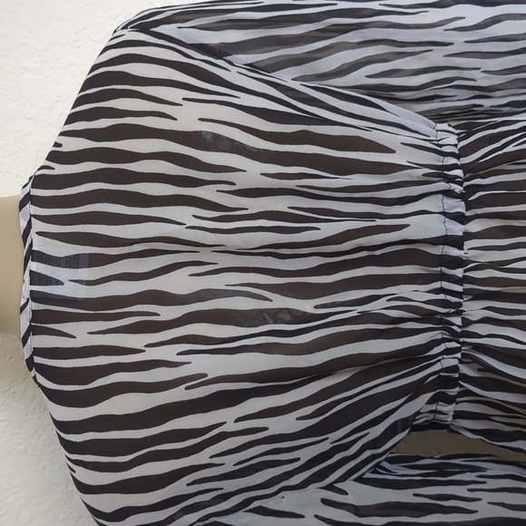 M. HADDAD Swim Suit Cover - Picture 4 of 6